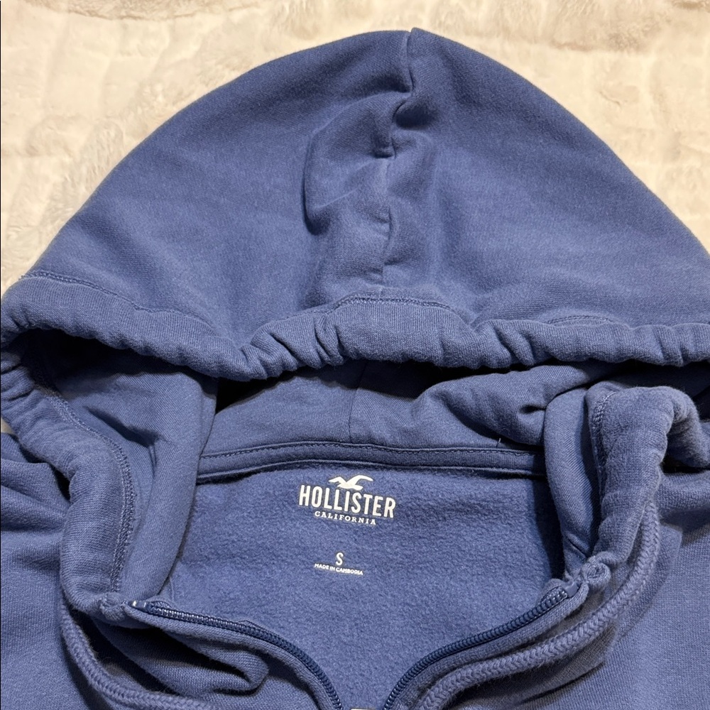 Hollister Blue cropped Hoodie Sweatshirt - Picture 2 of 4